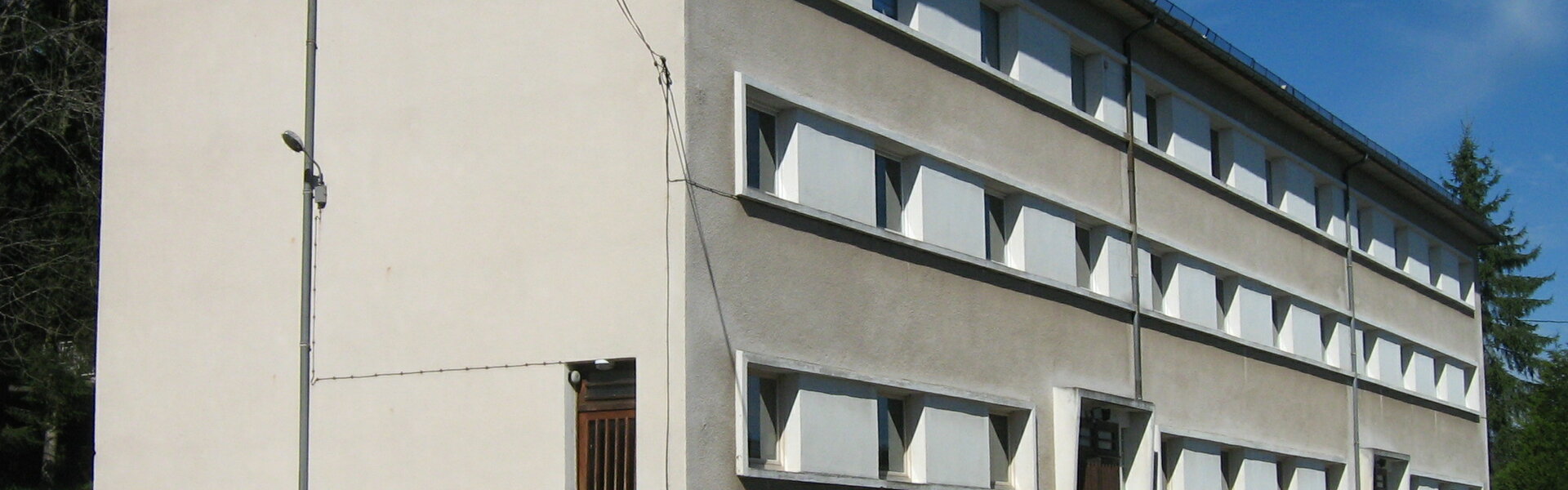 Le groupe scolaire du Sacré Coeur à Riom-es-Montagnes