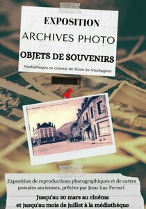Exposition d'archives photo, objets de souvenirs